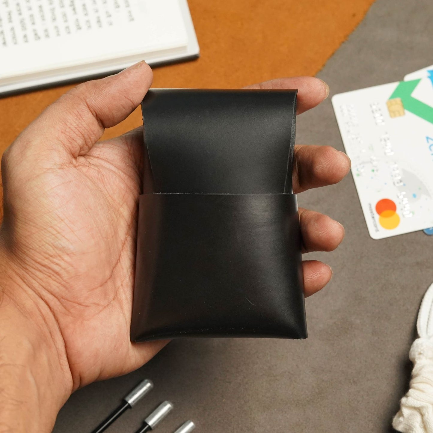 Handmade Stitchless Minimalist Wallet - Sleek Elegance for Effortless Organization